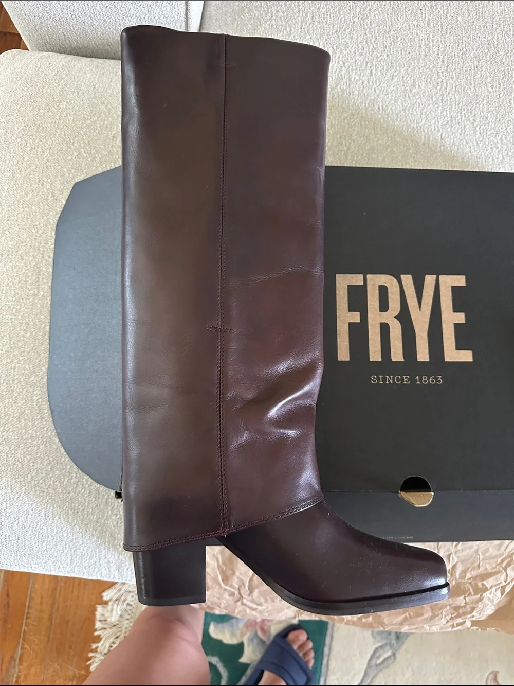 Frye Shiloh pant Leather Boots in Dark Brown